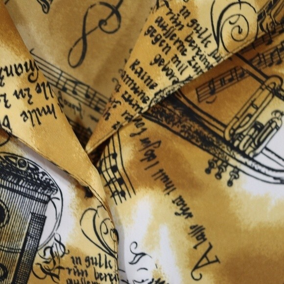 Laura & Jayne Two Vintage 90s Music Print Plus Size Button Up Top 20W - Picture 6 of 16